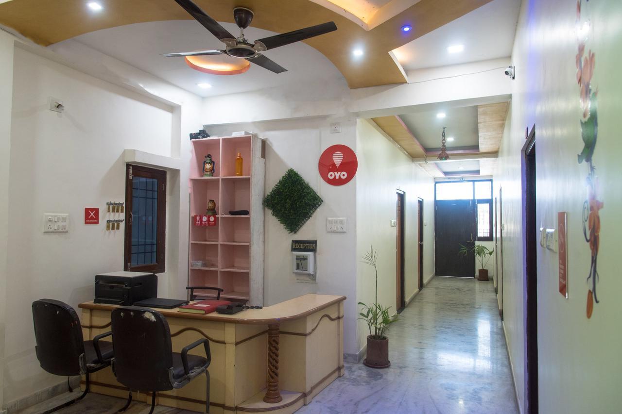Oyo 11743 Hotel Shree Krishna อุเดเปอร์ ภายนอก รูปภาพ