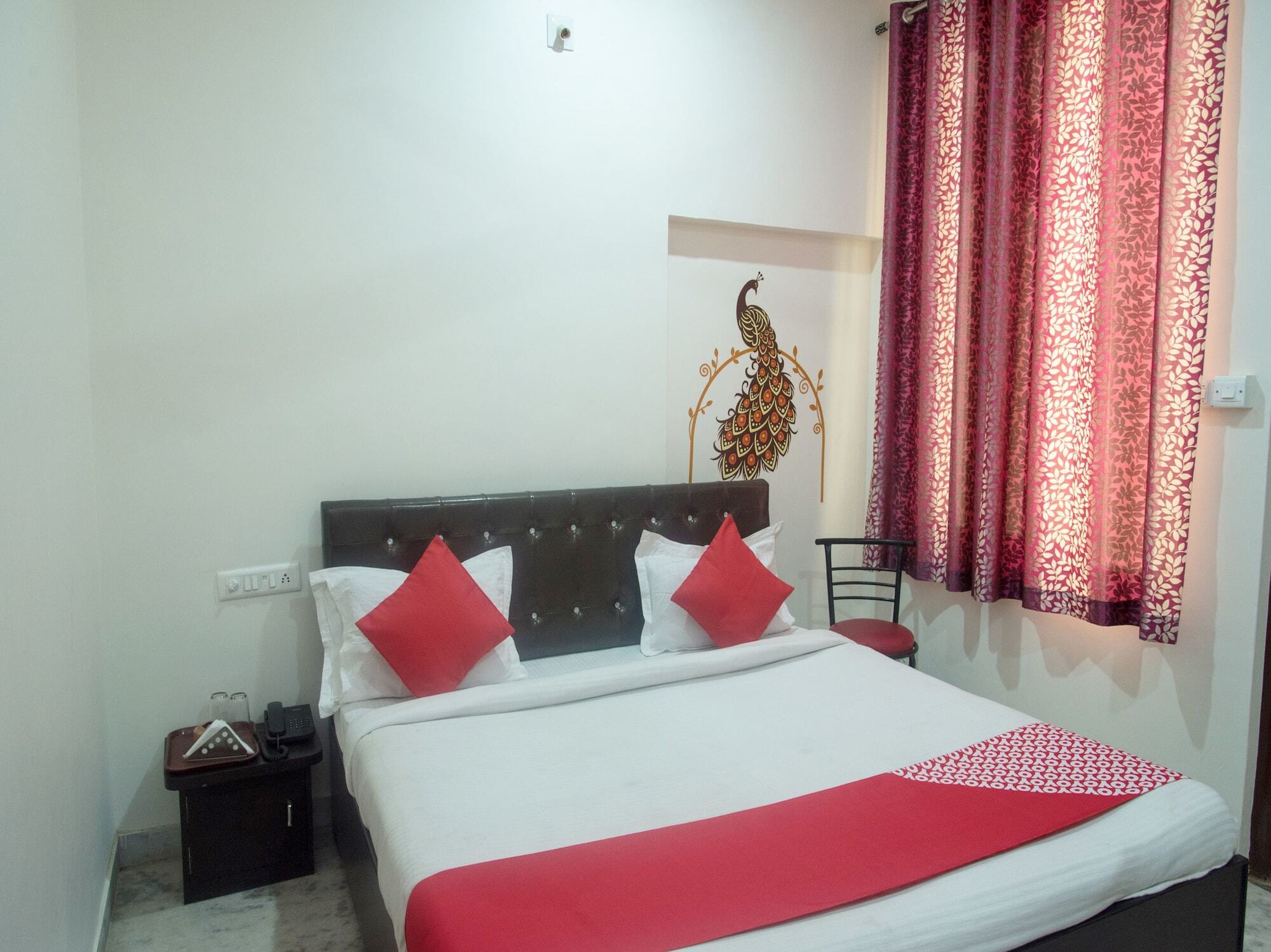 Oyo 11743 Hotel Shree Krishna อุเดเปอร์ ภายนอก รูปภาพ